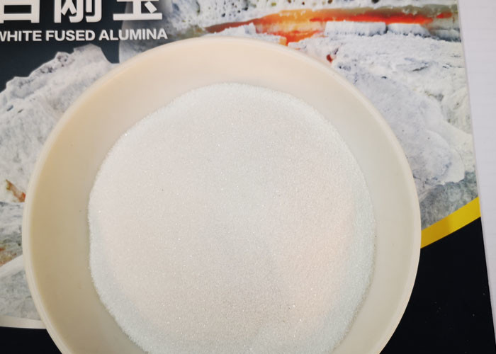 Grão branco F90 do sopro abrasivo de óxido de alumínio do corindo - F150 resistente ao calor